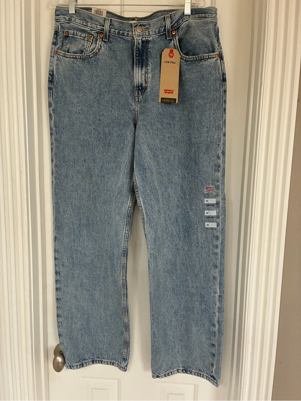 Levi's Men’s Light Blue Straight Jeans - Low Pro
